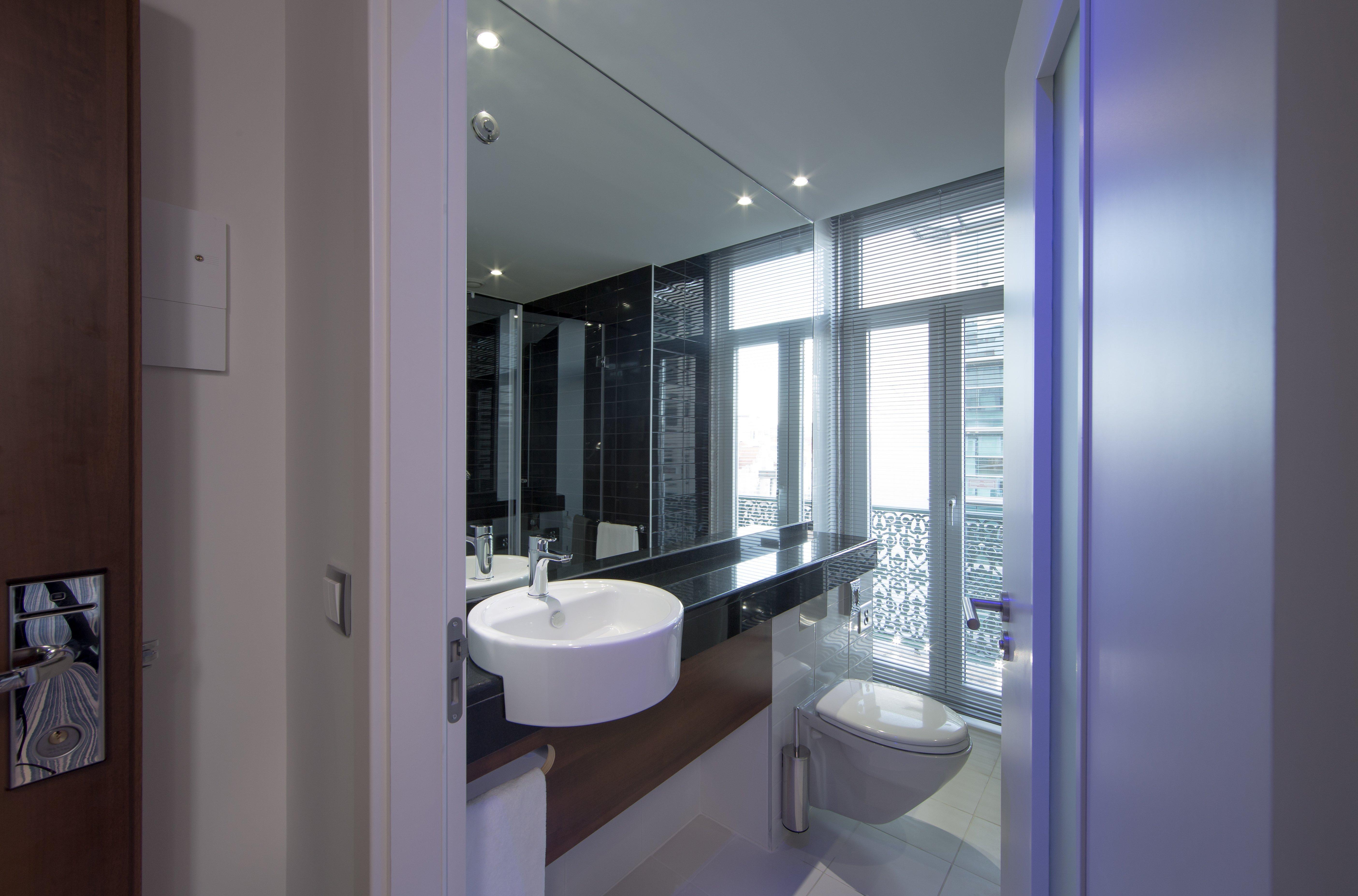Holiday Inn Express Lisboa - Av. Liberdade By Ihg Exterior foto
